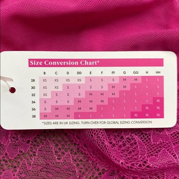 Freya Fancies Bralette in Medium - Picture 3 of 4